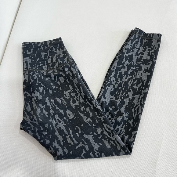 lululemon athletica Pants - Lululemon Wunder Train High-Rise Tight 25" Heathered Black Asphalt Grey Size 4